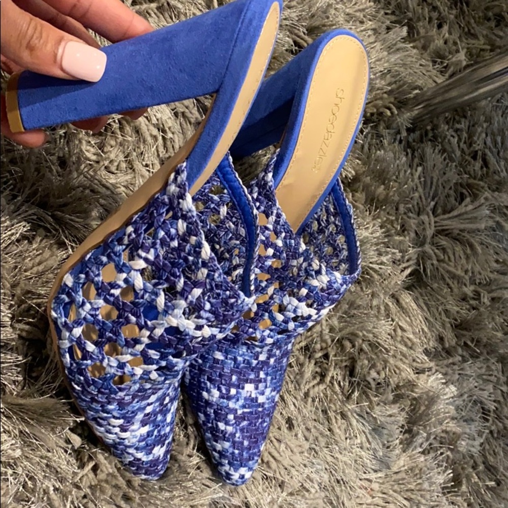 Kenzie Pumps